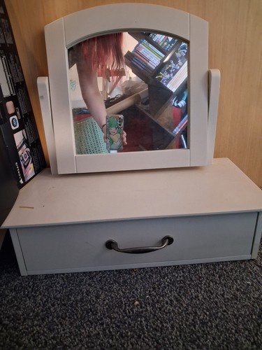 Mirror and shelf unit - shelf,